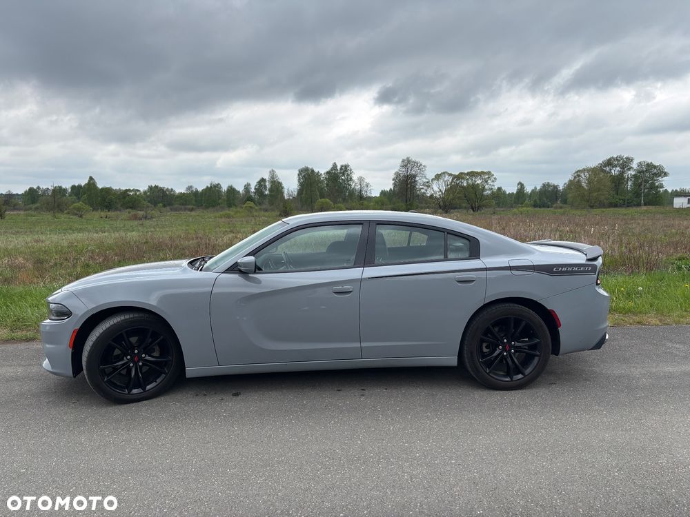 Dodge Charger - 6