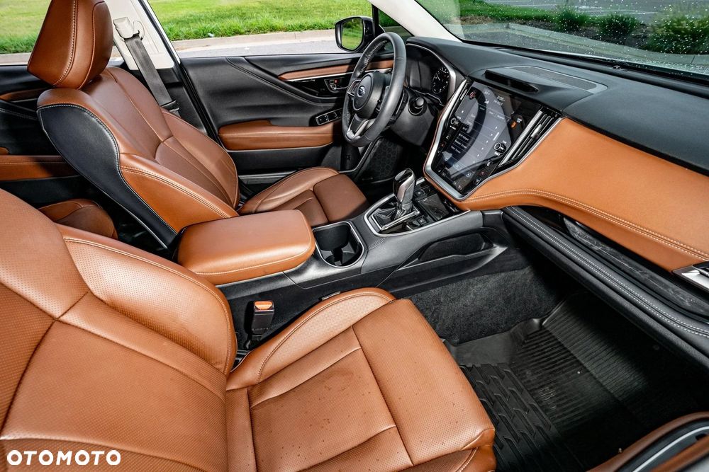Subaru Outback 2.5i Lineartronic Edition Platinum Cross - 10