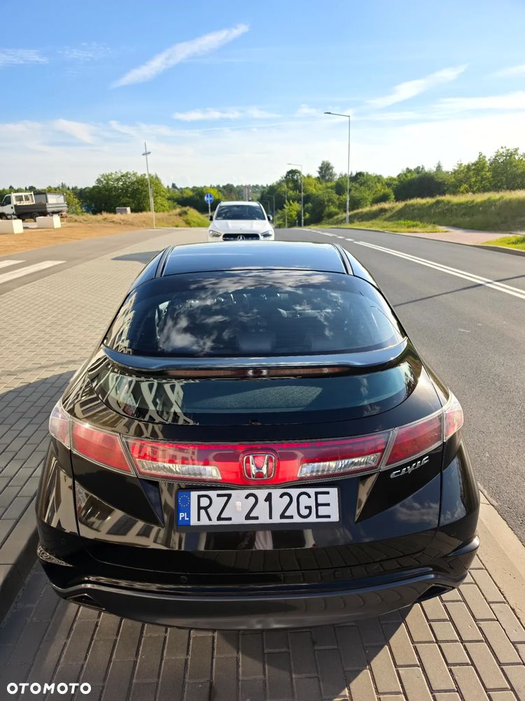 Honda Civic 1.8i-VTEC Sport - 10