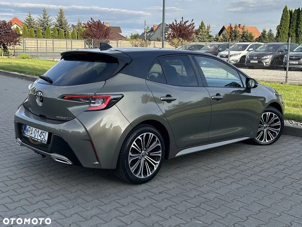 Toyota Corolla - 23