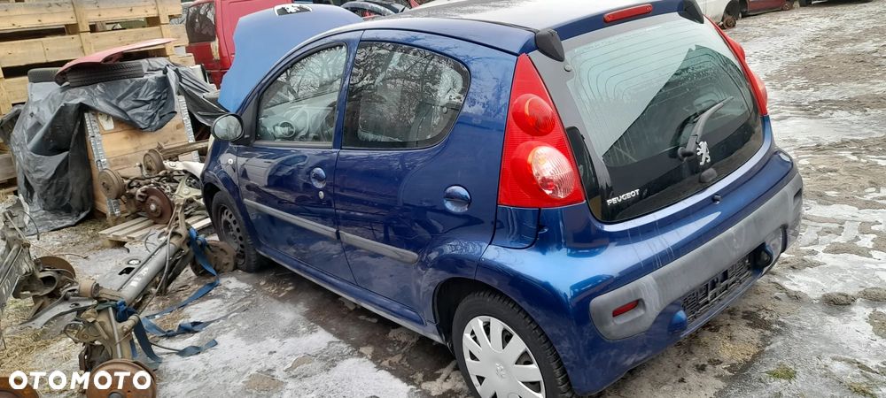 PEUGEOT 107 maska - 4