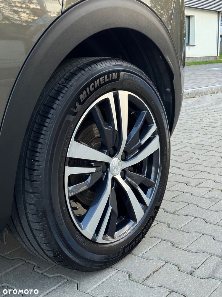 Peugeot 3008 BlueHDi 130 Stop & Start EAT8 Allure - 16