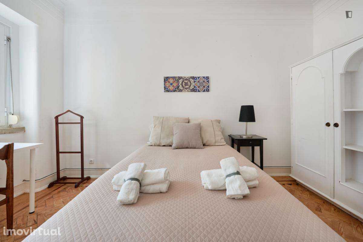 Quarto - localizado em Alameda Lisbon - Grande imagem: 2/53