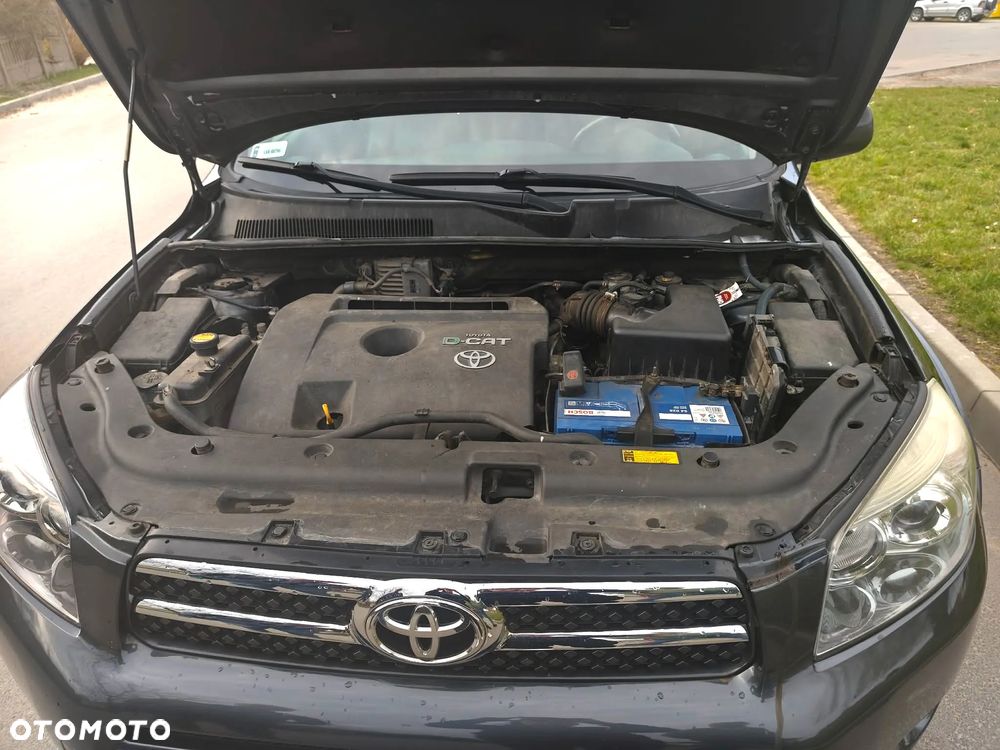 Toyota RAV4 2.2 D-CAT 4x4 Sol - 8