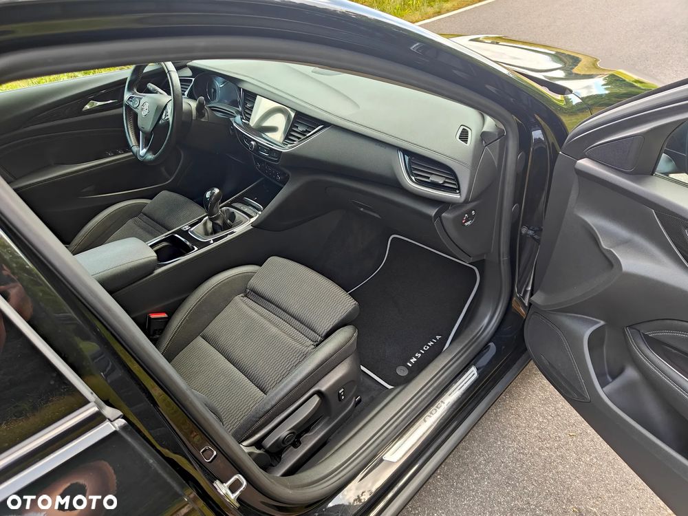 Opel Insignia - 27