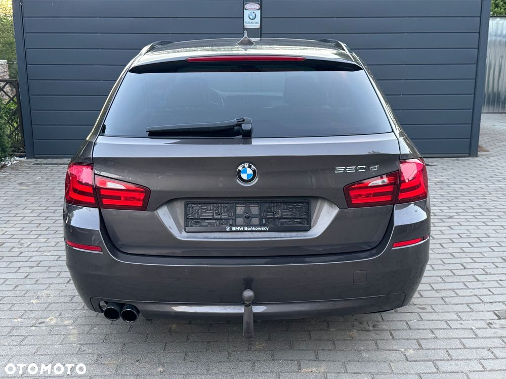 BMW Seria 5 520d - 6