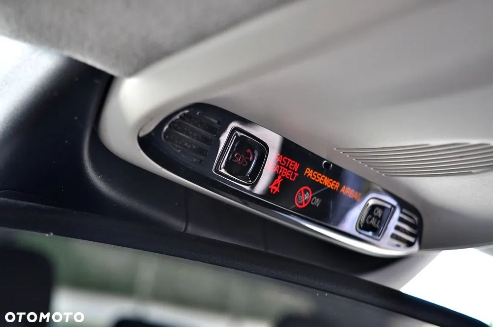Volvo XC 40 D3 Momentum - 35
