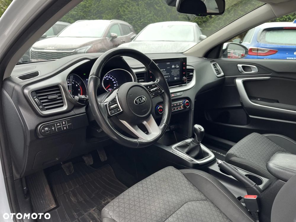 Kia XCeed 1.0 T-GDI L - 9
