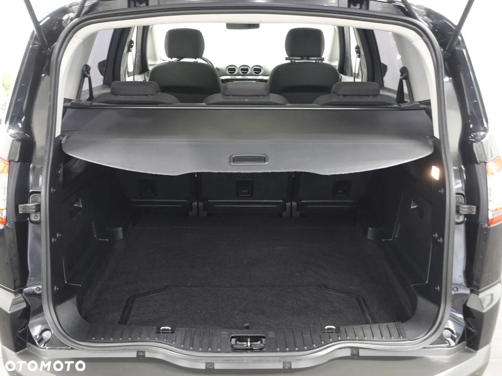 Ford S-Max - 23