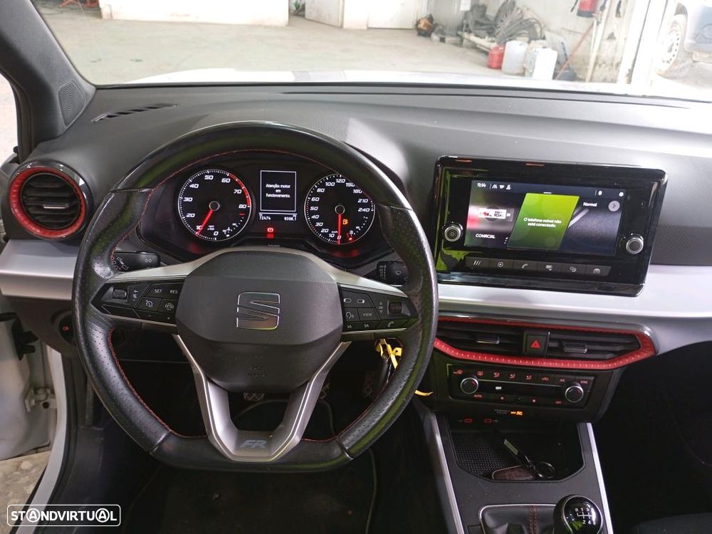 SEAT Arona 1.0 TSI FR - 8