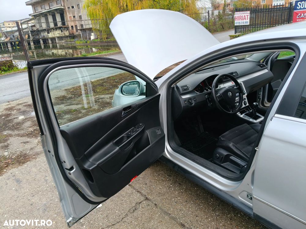 Volkswagen Passat Variant 2.0 TDI Highline DPF 4Motion - 19