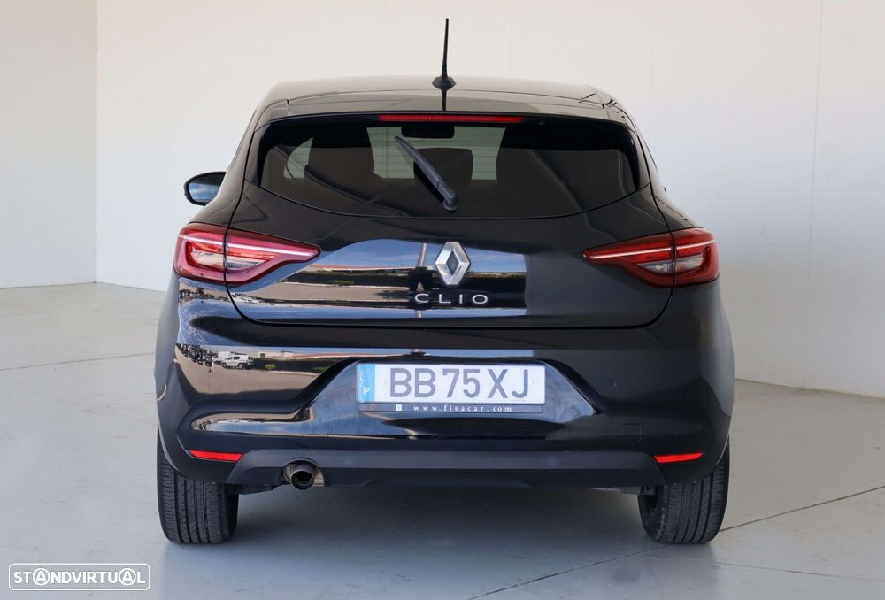 Renault Clio - 10