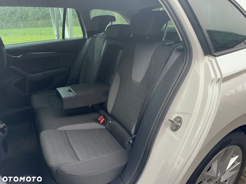 Skoda Octavia 1.0 TSI Ambition - 26