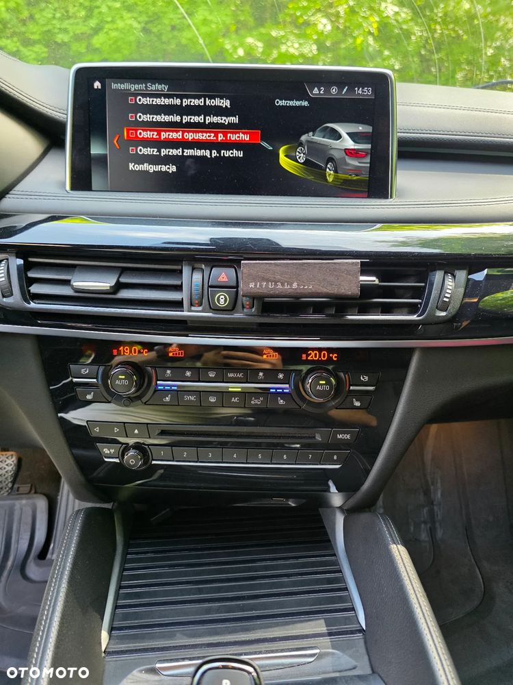 BMW X6 - 11