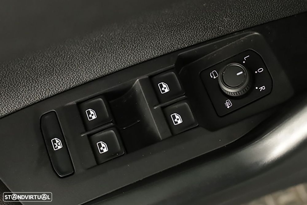 VW Polo 1.0 TSI Urban DSG - 19