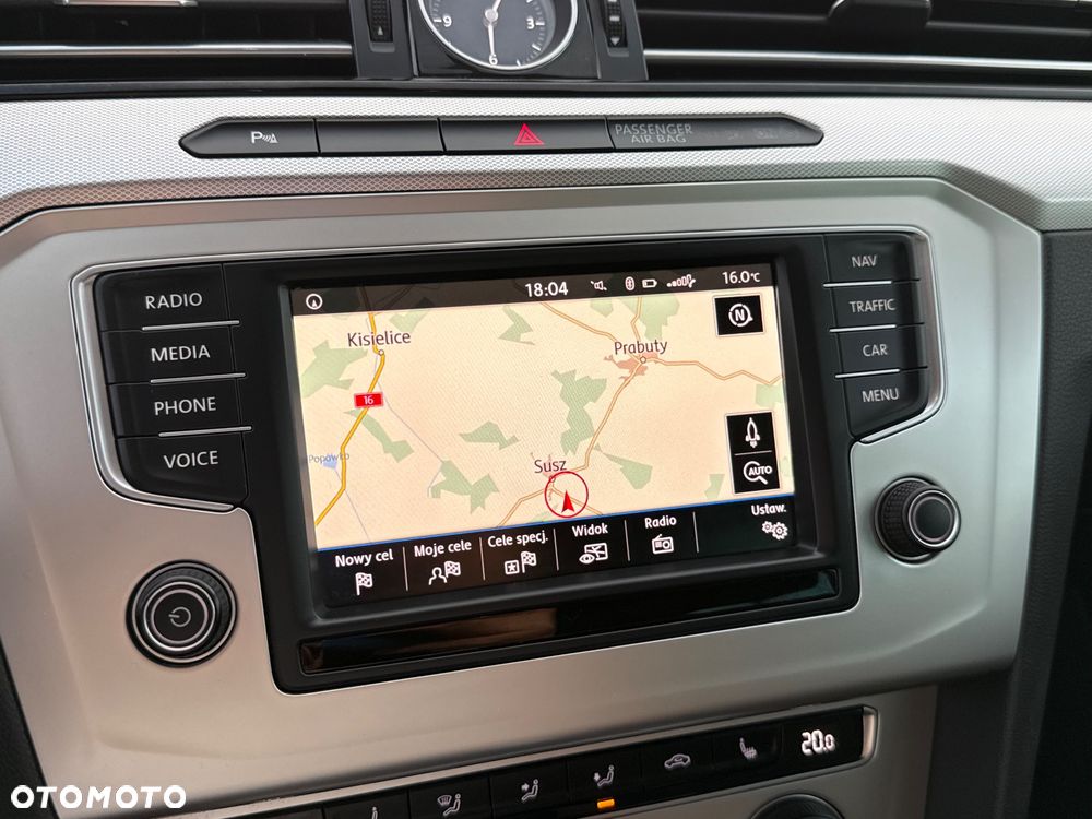 Volkswagen Passat 2.0 TDI SCR Comfortline DSG - 18