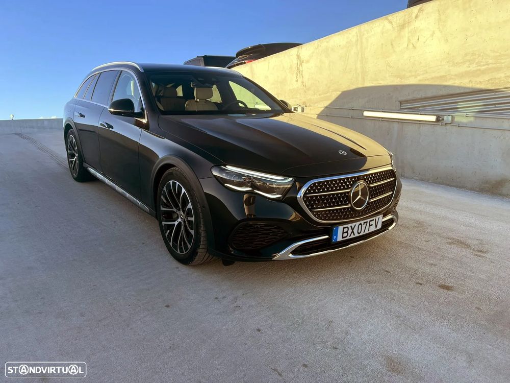 Mercedes-Benz E 300 de 4Matic All-Terrain - 1
