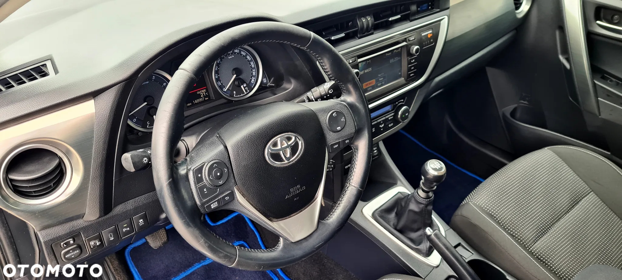 Toyota Auris 1.6 Premium - 21
