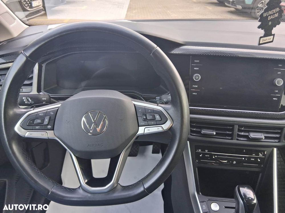 Volkswagen Taigo - 11