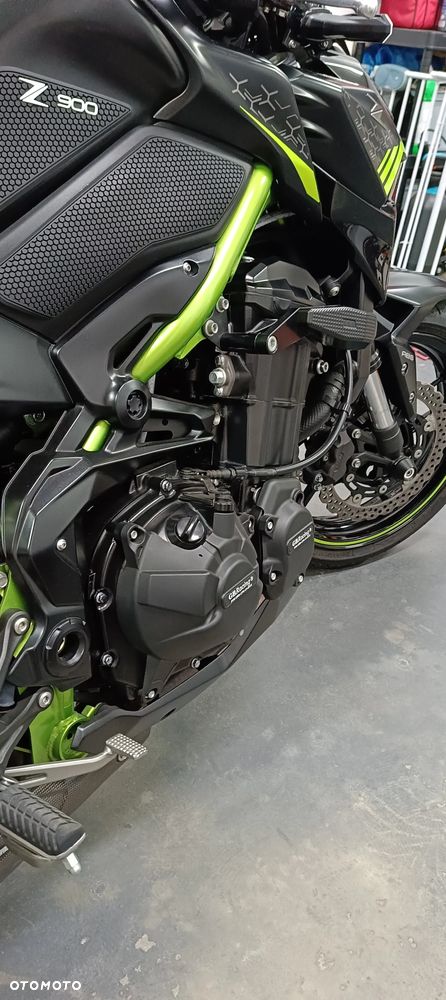 Kawasaki Z 900 - 15