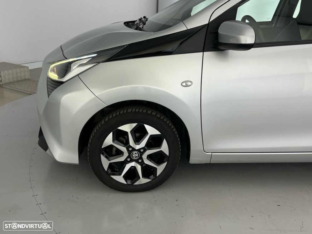 Toyota Aygo 1.0 - 19