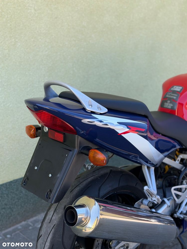Honda CBR - 11