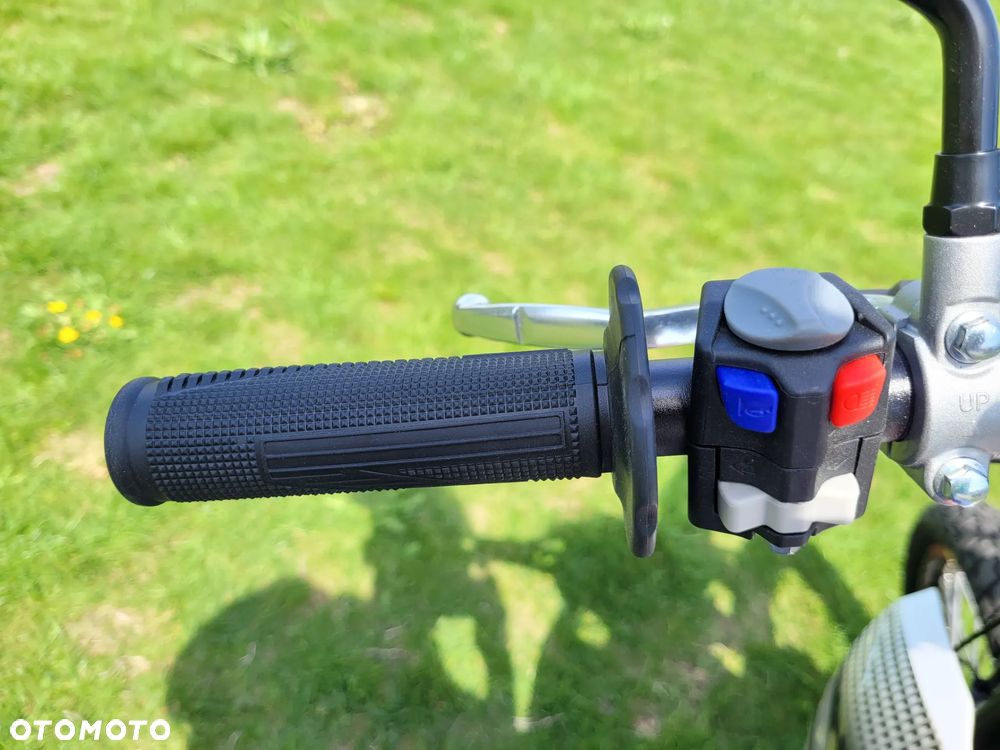 Barton FRX 125 - 10