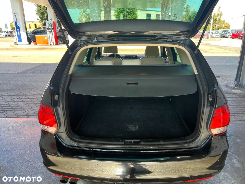 Volkswagen Golf 2.0 TDI Highline DSG - 11