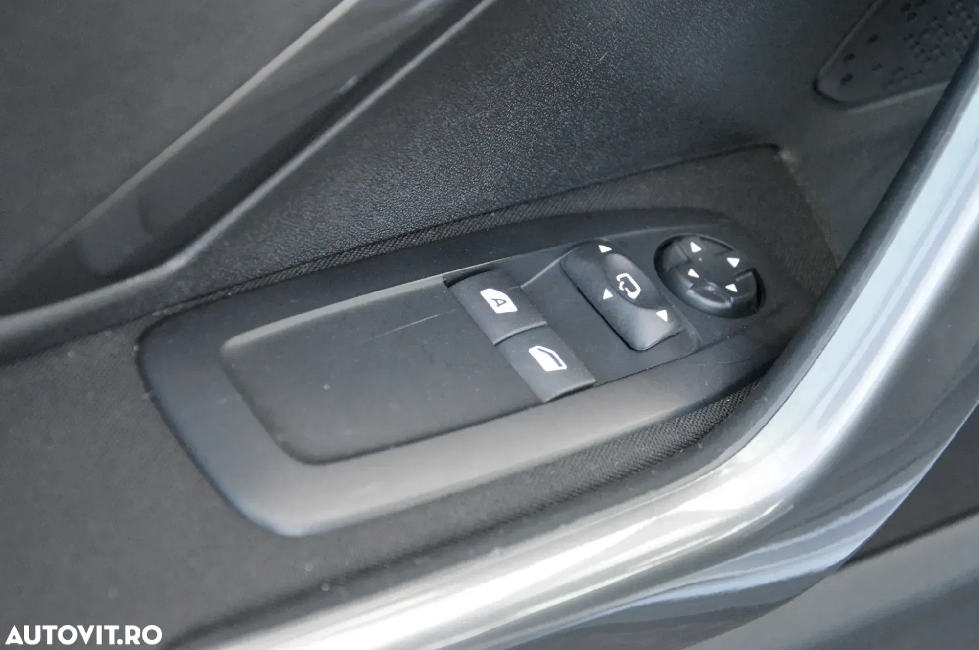 Peugeot 2008 - 22