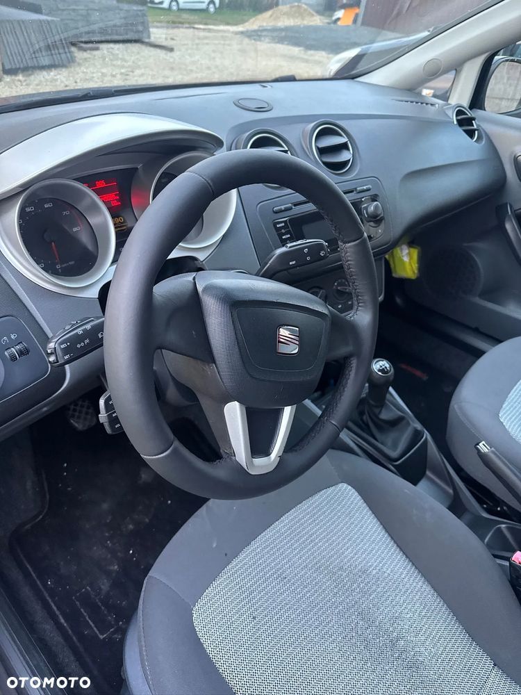 Seat Ibiza SC 1.4 16V Style - 10