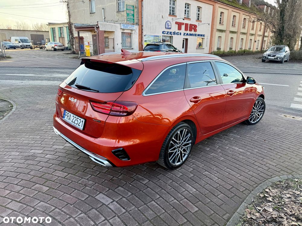 Kia Ceed 1.5 T-GDI DCT7 OPF GT Line - 4