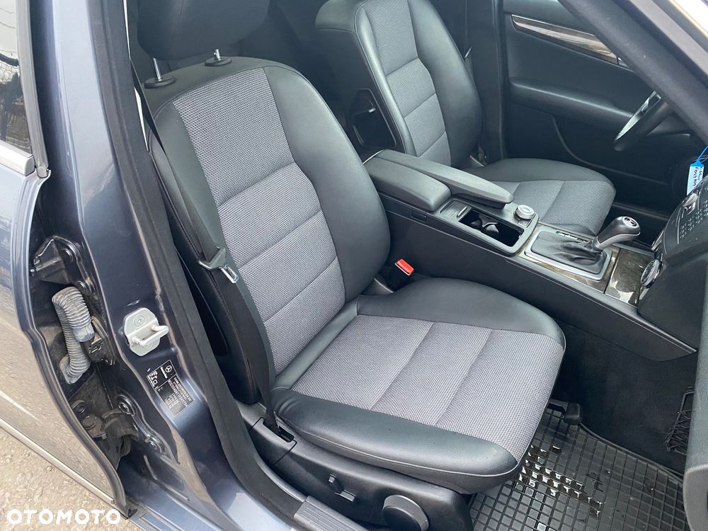 Mercedes-Benz Klasa C - 28