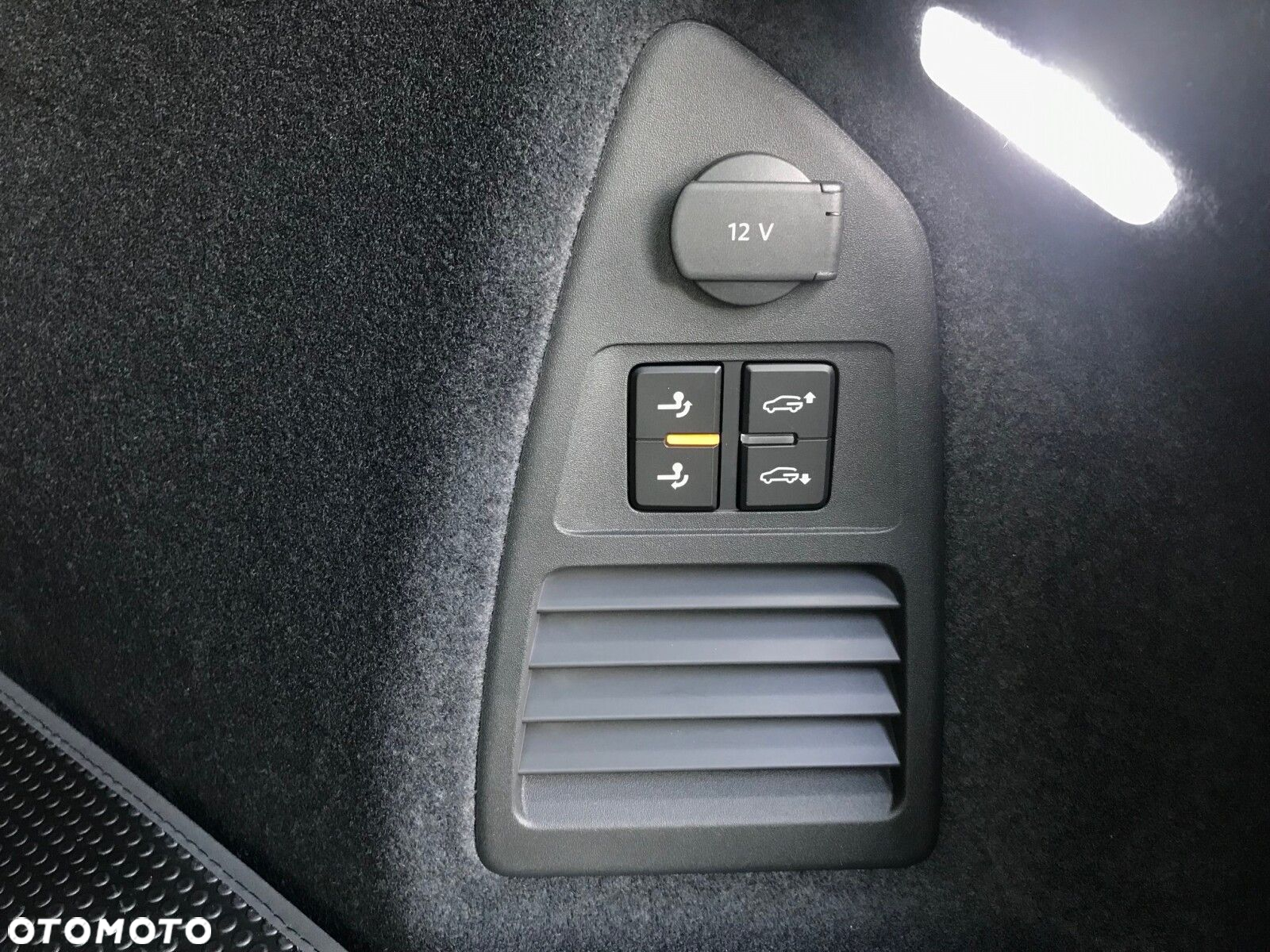 Volkswagen Touareg - 24