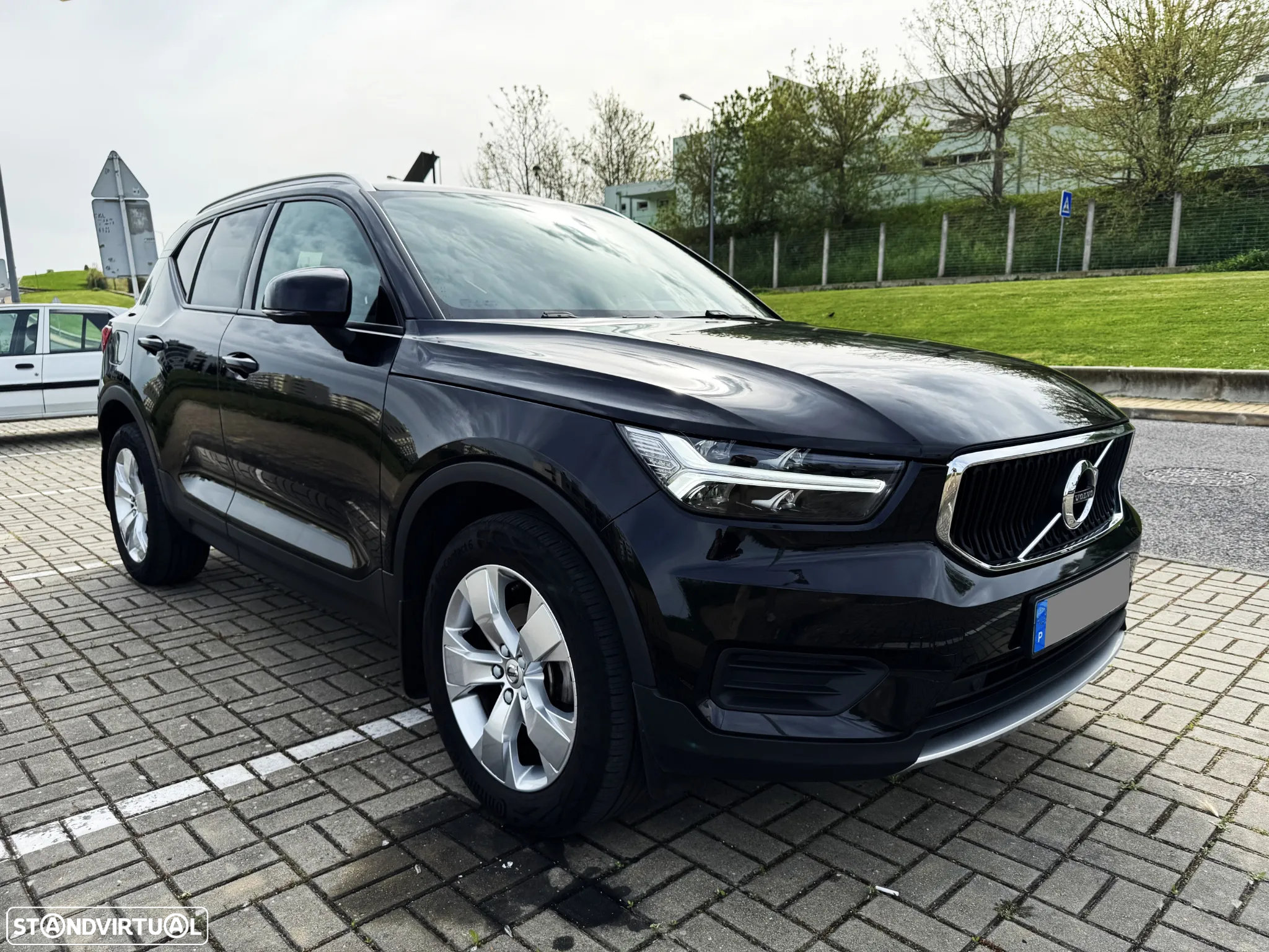Volvo XC 40 1.5 T3 Momentum Geartronic - 7