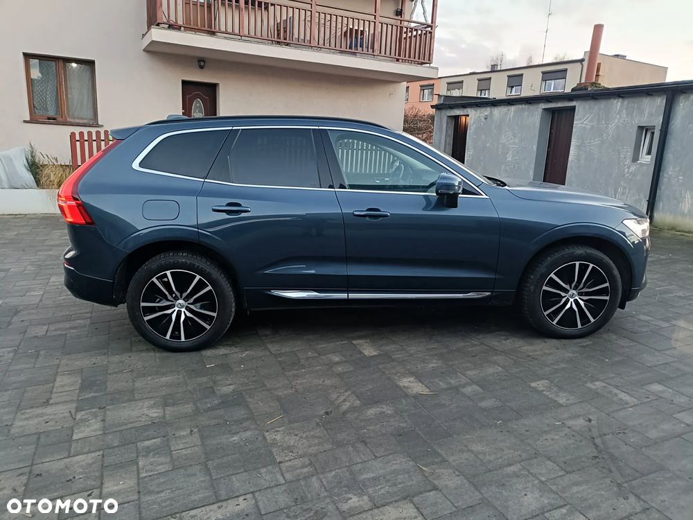Volvo XC 60 B4 D AWD Geartronic Momentum Pro - 7
