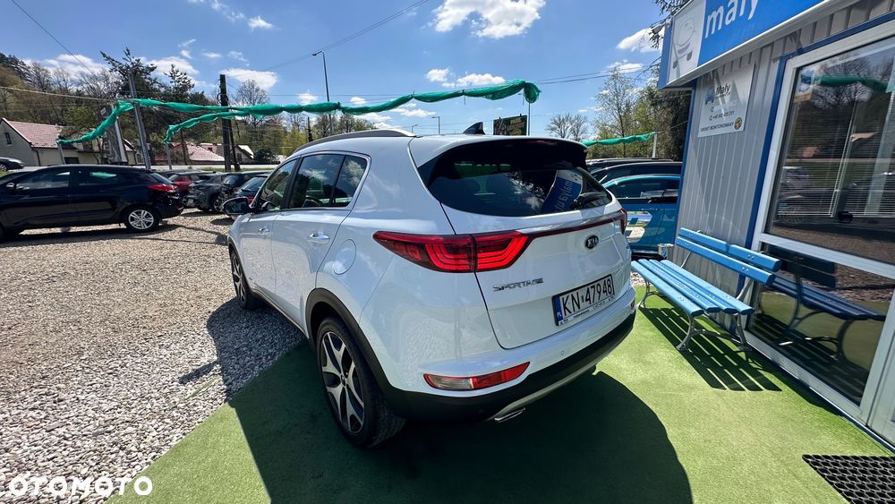 Kia Sportage 2,0 CRDI AWD GT Line - 4
