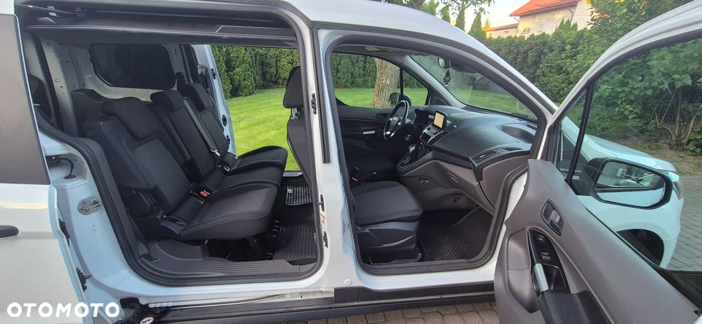 Ford Transit Connect - 12