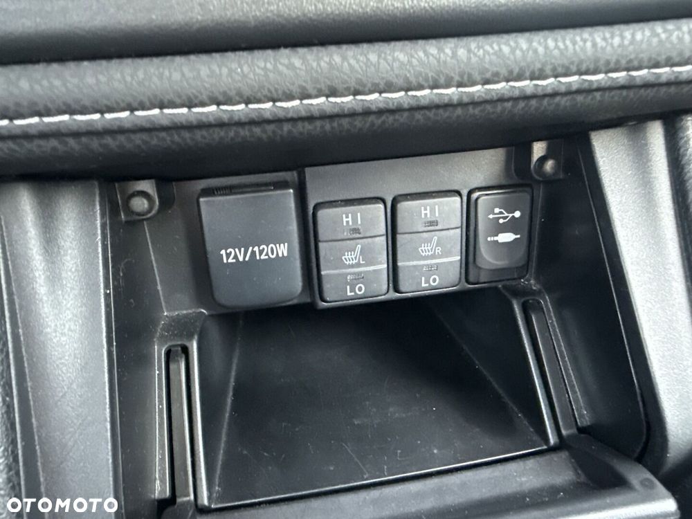 Toyota Corolla 1.6 Prestige EU6 - 22