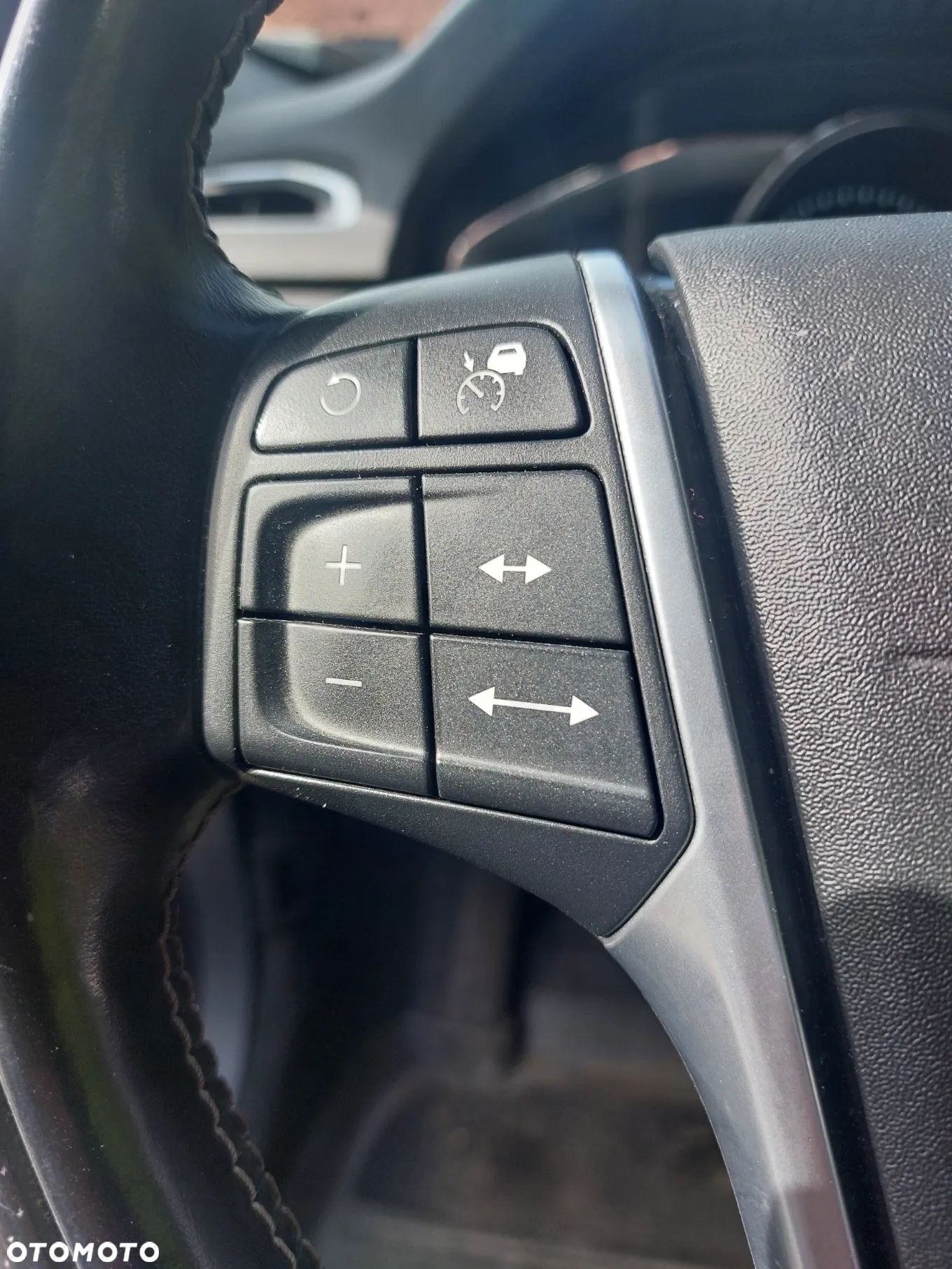 Volvo V70 D4 Drive-E Summum - 17