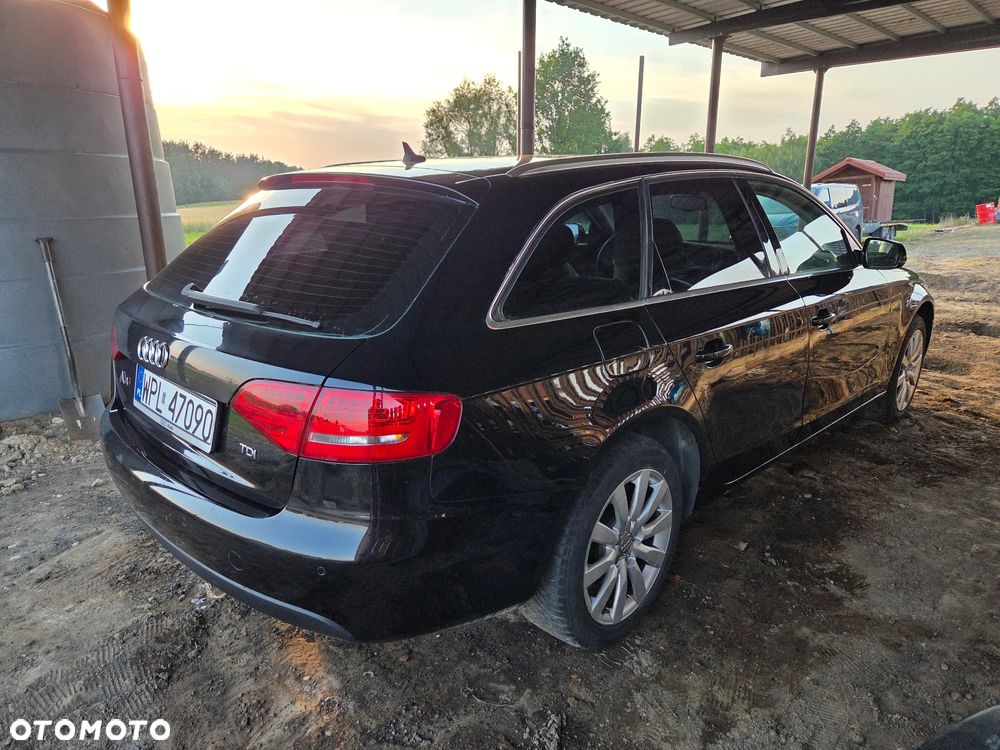 Audi A4 Avant 2.0 TDI DPF multitronic Ambition - 4