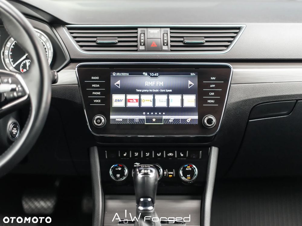 Skoda Superb 2.0 TDI SCR 4x4 Style DSG - 23