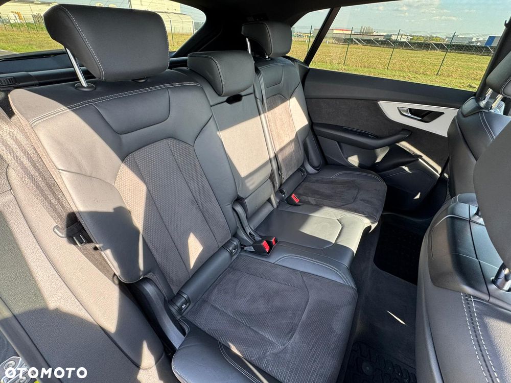 Audi Q8 50 TDI mHEV Quattro Tiptronic - 14