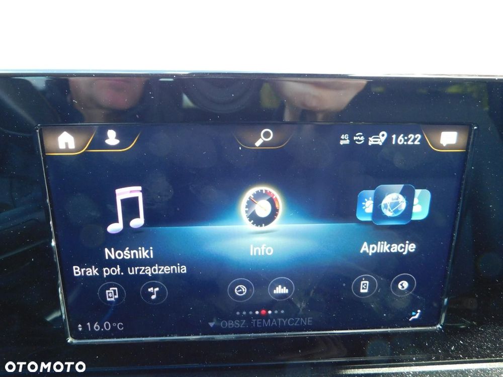 Mercedes-Benz GLA - 18