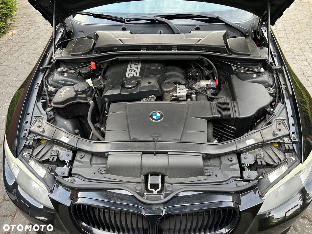 BMW Seria 3 320i M Sport Edition - 26