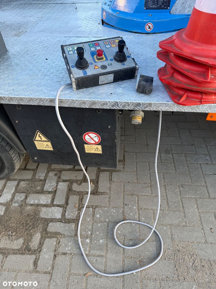 Nissan Podnośnik Koszowy 26 metrów Zwyżka 15 w Bok Wumag Palfinger UDT jak Ruthmann Multitel Gsr - 36