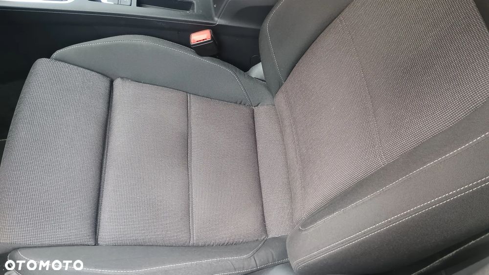 Volkswagen Passat 2.0 TDI BMT Comfortline - 15