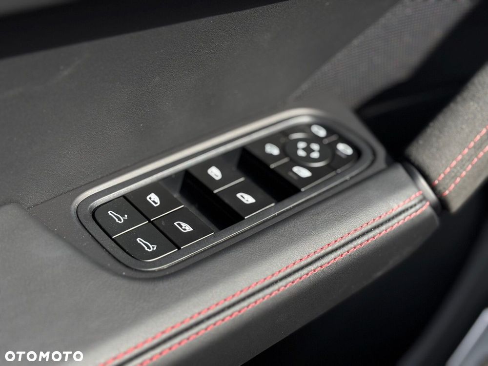 Porsche Cayenne - 20