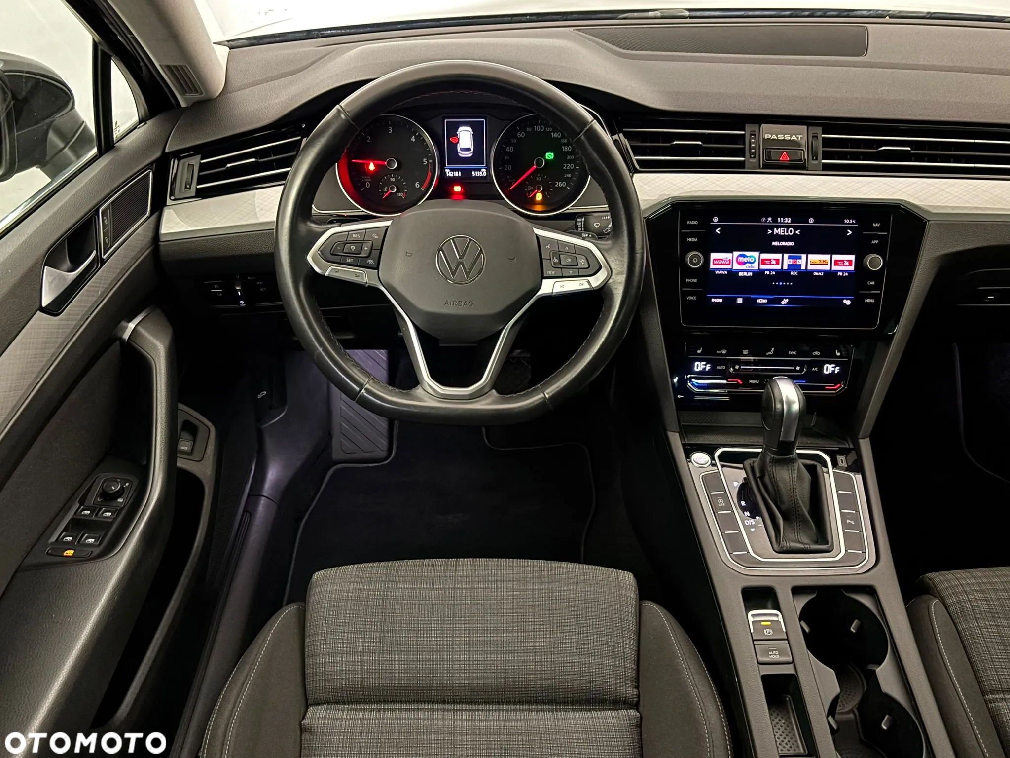 Volkswagen Passat 2.0 TDI EVO Business DSG - 23