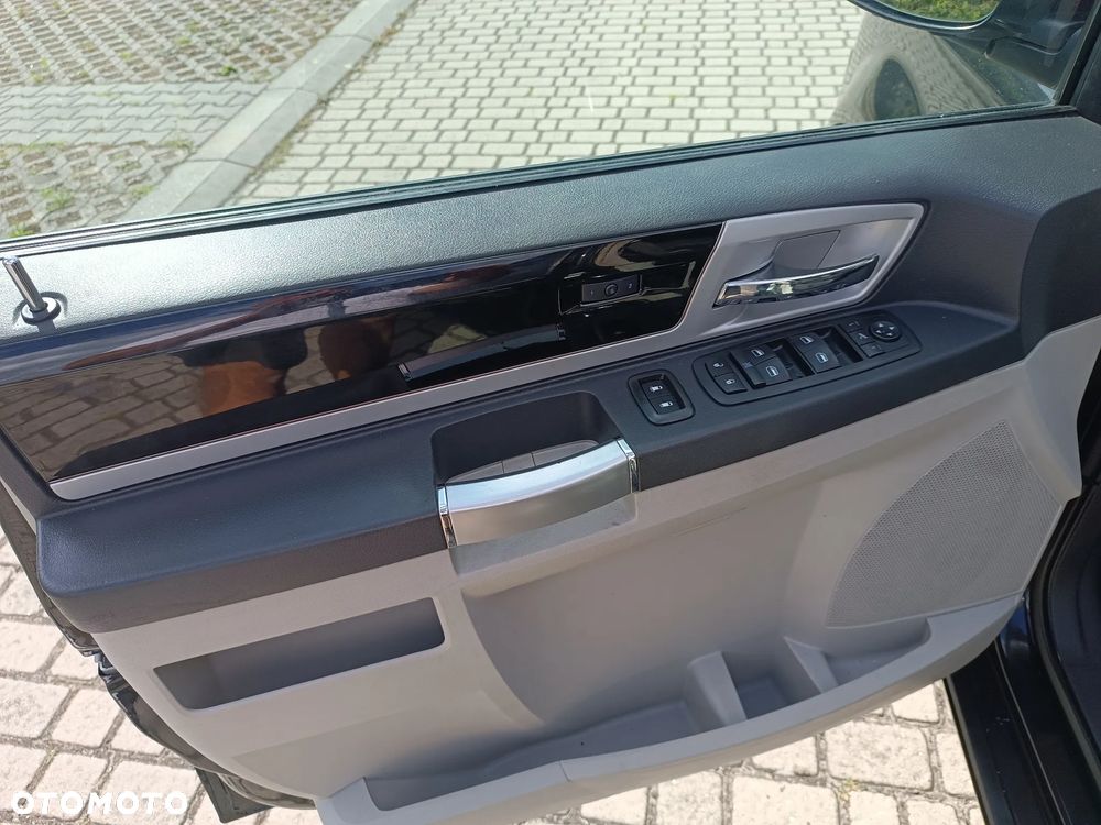 Chrysler Grand Voyager 2.8 CRD Automatik Limited - 12