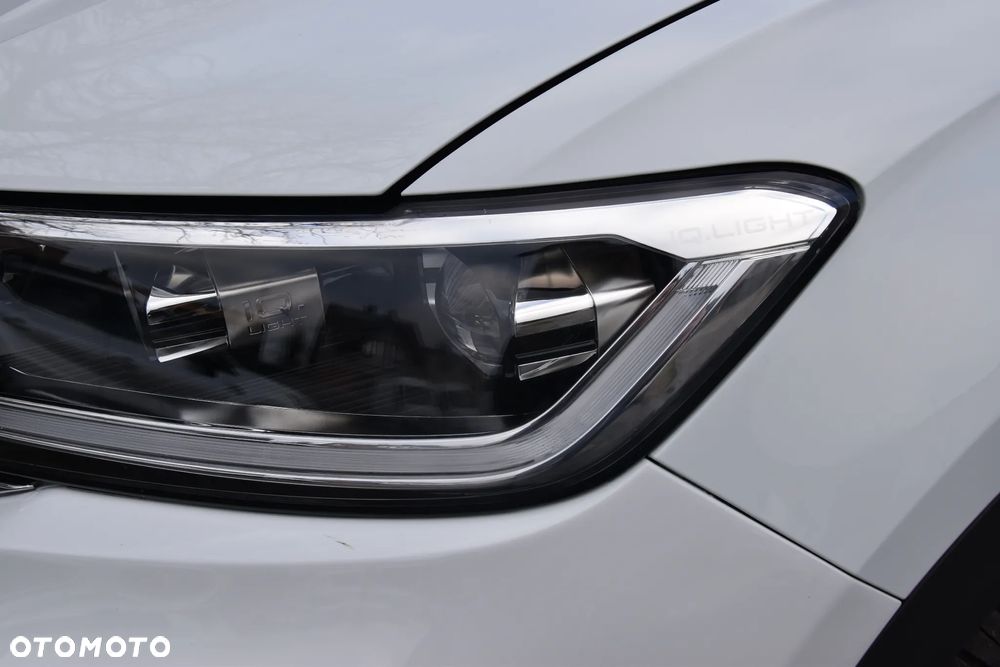 Volkswagen T-Roc 1.5 TSI OPF DSG R-Line - 25